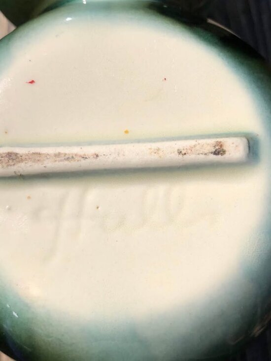 Vintage Hull Pottery 3 Orb Planter No Chips Found - Picture 7 of 7